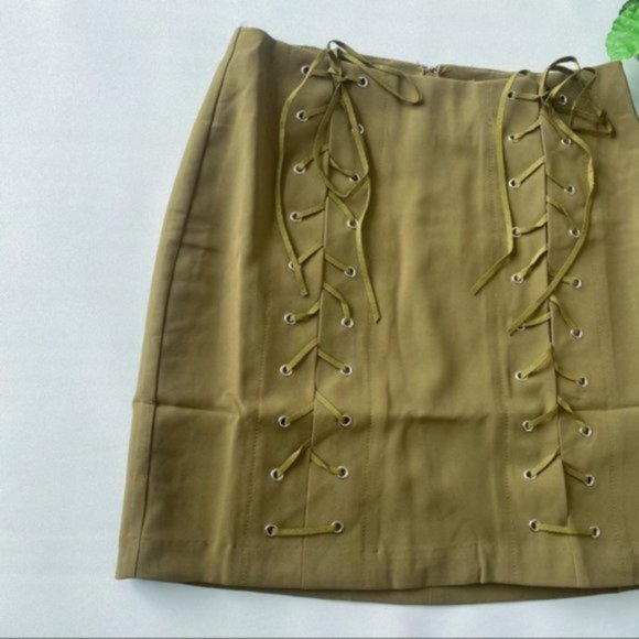 Entro Robin High Waist Lace Up Mini Skirt Olive Green Lined New Night Out Small - Picture 5 of 15